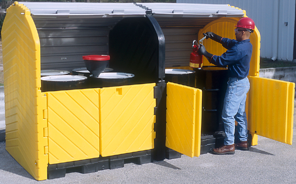 Ultra-Hard Top Plus Model Spill Pallets
